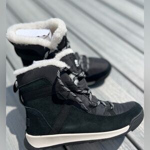 Sorel Whitney II Flurry Boot 8.5